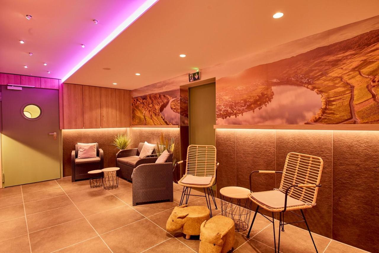 Weinhotel St. Stephanus Цельтинген-Рахтиг Экстерьер фото