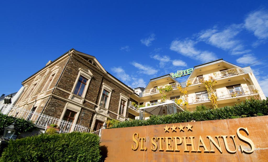 Weinhotel St. Stephanus Цельтинген-Рахтиг Экстерьер фото
