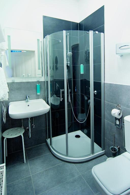 Weinhotel St. Stephanus Цельтинген-Рахтиг Номер фото